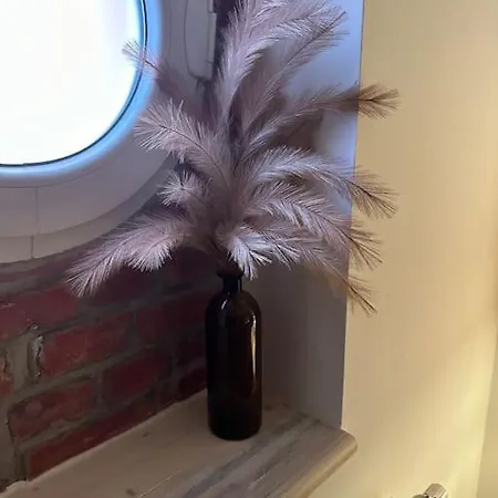 Maurine Im Alten Speicher *