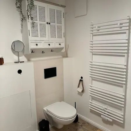 Maurine Im Alten Speicher