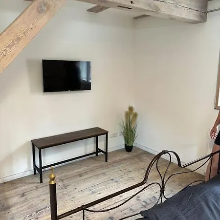 Maurine Im Alten Speicher *